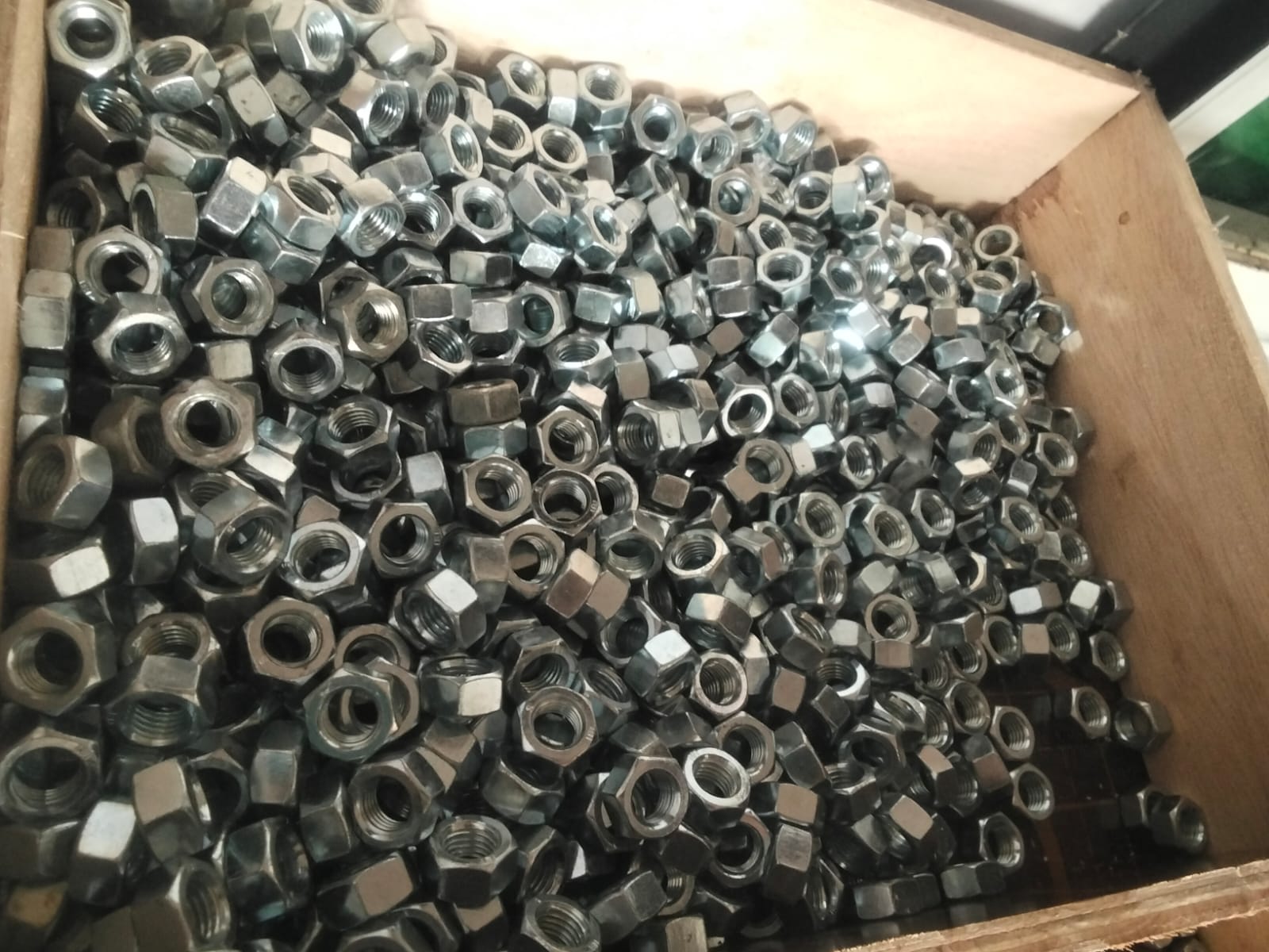 Mur / Nut Industri